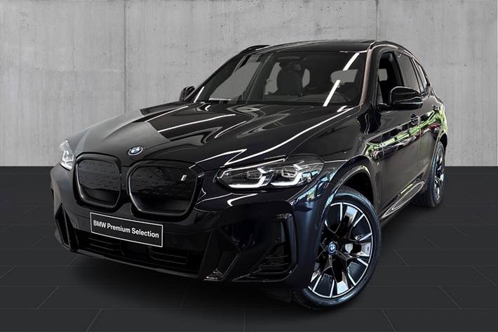 Sort BMW iX3 fra 2024
