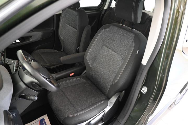 Grøn Peugeot e-Rifter fra 2025