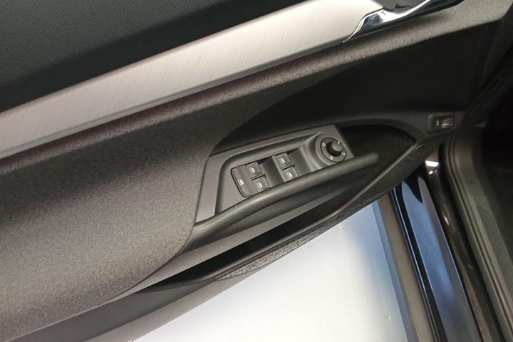 Sort Skoda Enyaq fra 2023