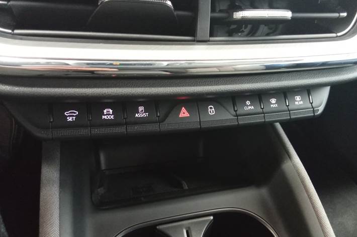 Sort Skoda Enyaq fra 2023