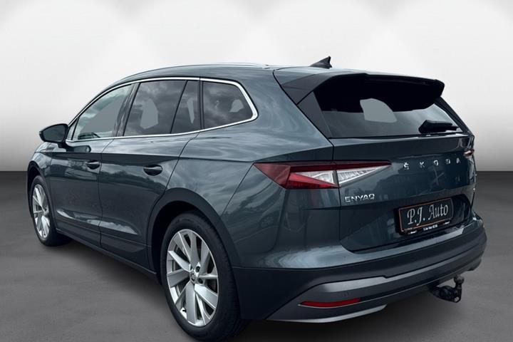 Grå Skoda Enyaq fra 2021