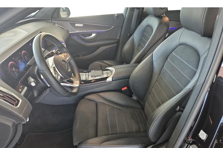 Sort Mercedes EQC400 fra 2020