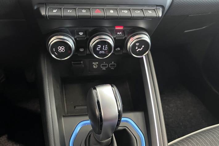 Hvid Renault Clio V fra 2020