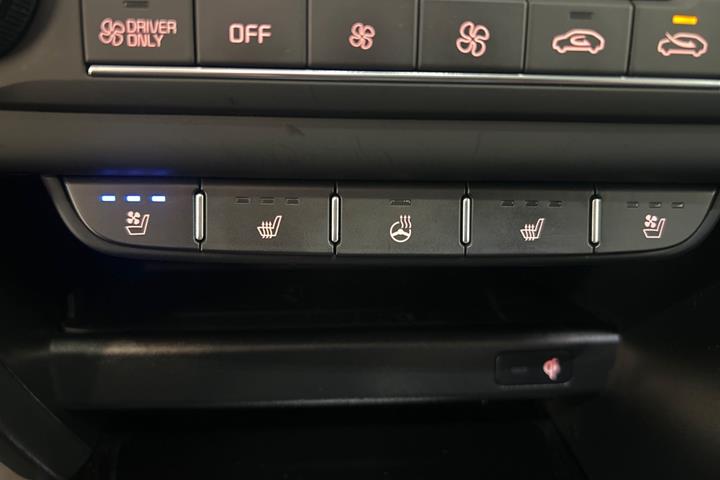 Hvid Kia XCeed fra 2020