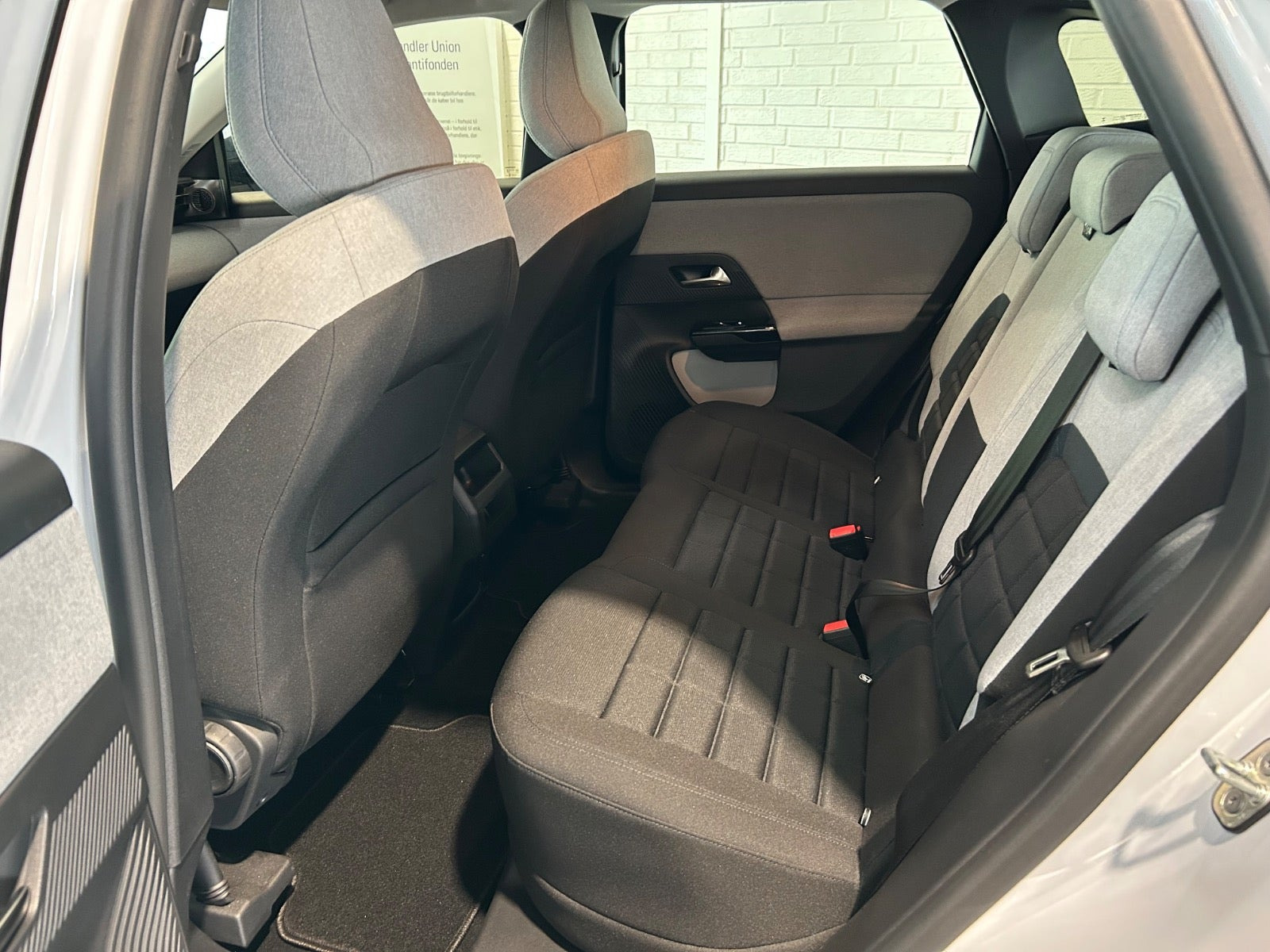 Hvid Citroën ë-C5 Aircross fra 2025