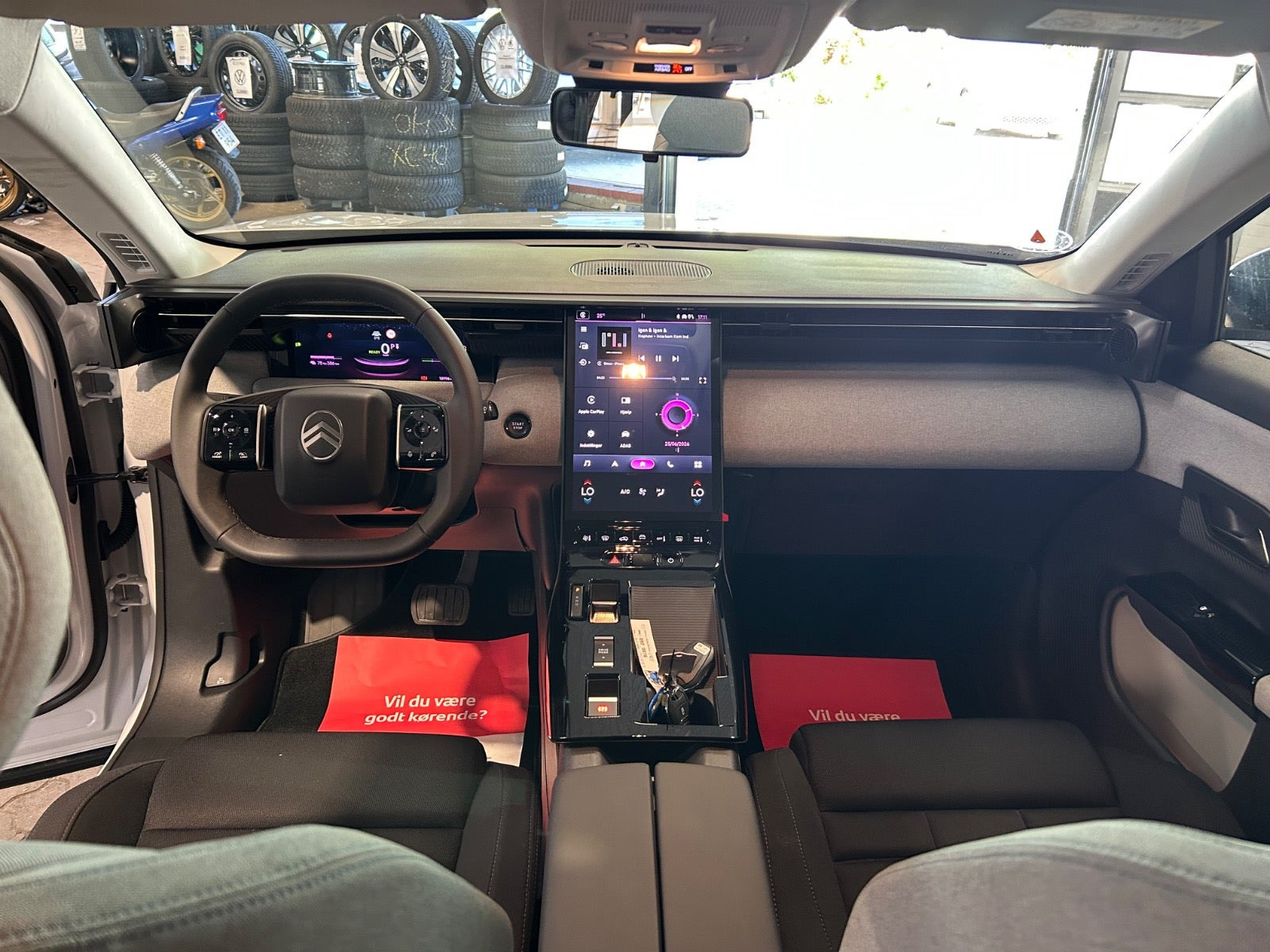 Hvid Citroën ë-C5 Aircross fra 2025