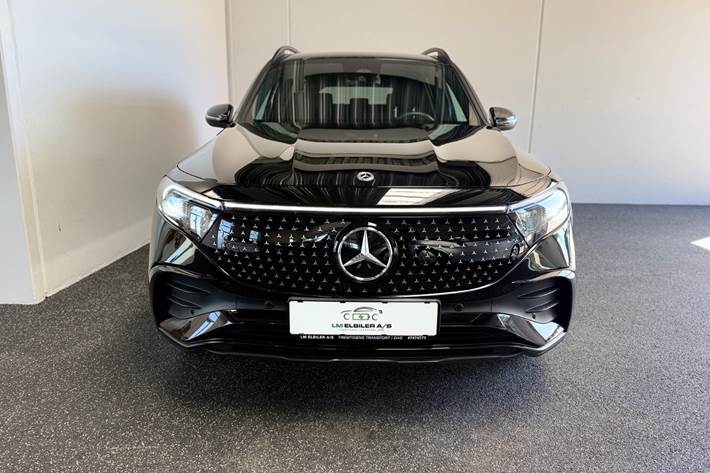 Sort Mercedes EQB250+ fra 2025