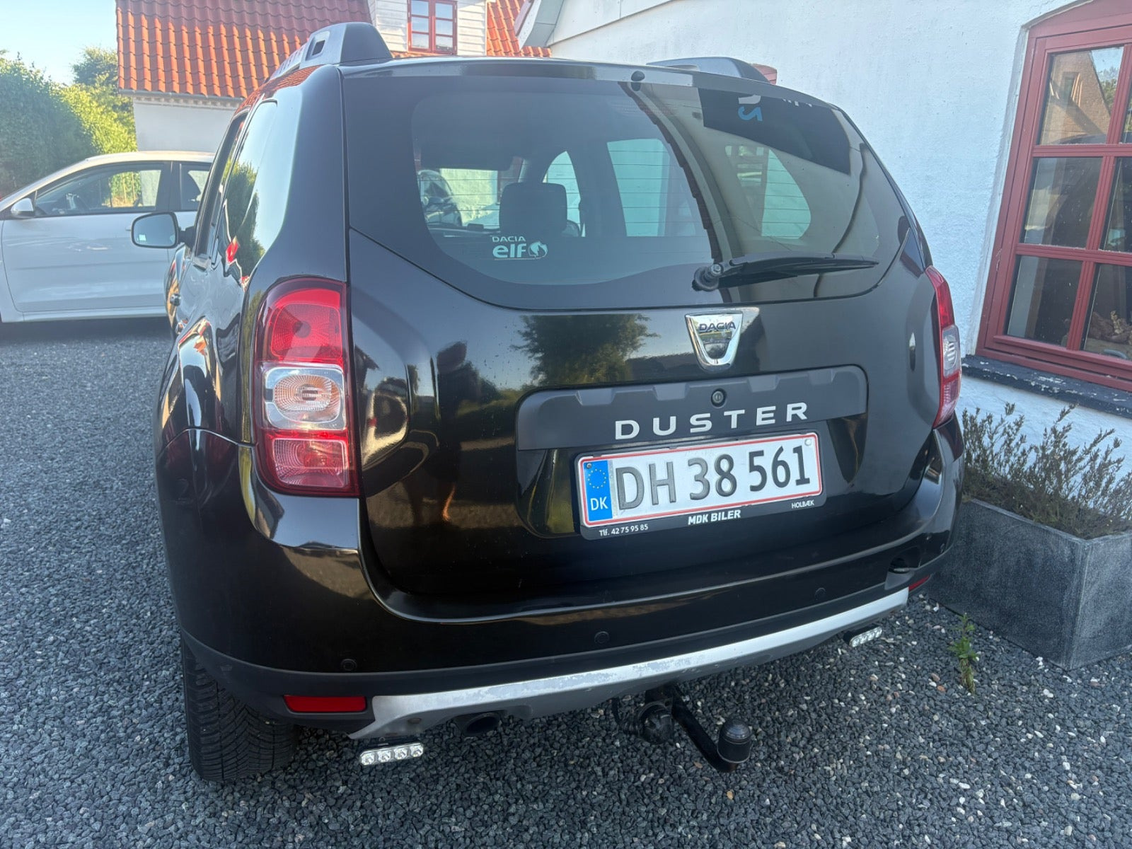 Sort Dacia Duster fra 2014