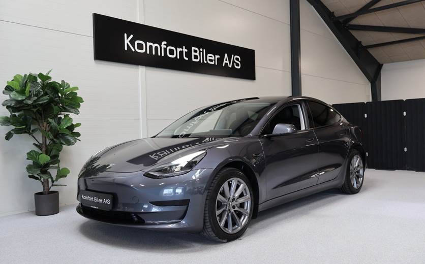 Tesla Model 3 Standard Range+ RWD