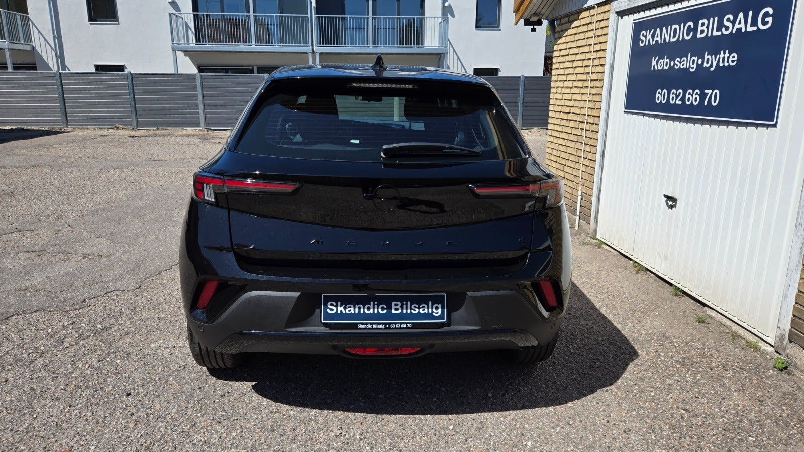 Sort Opel Mokka-e fra 2025