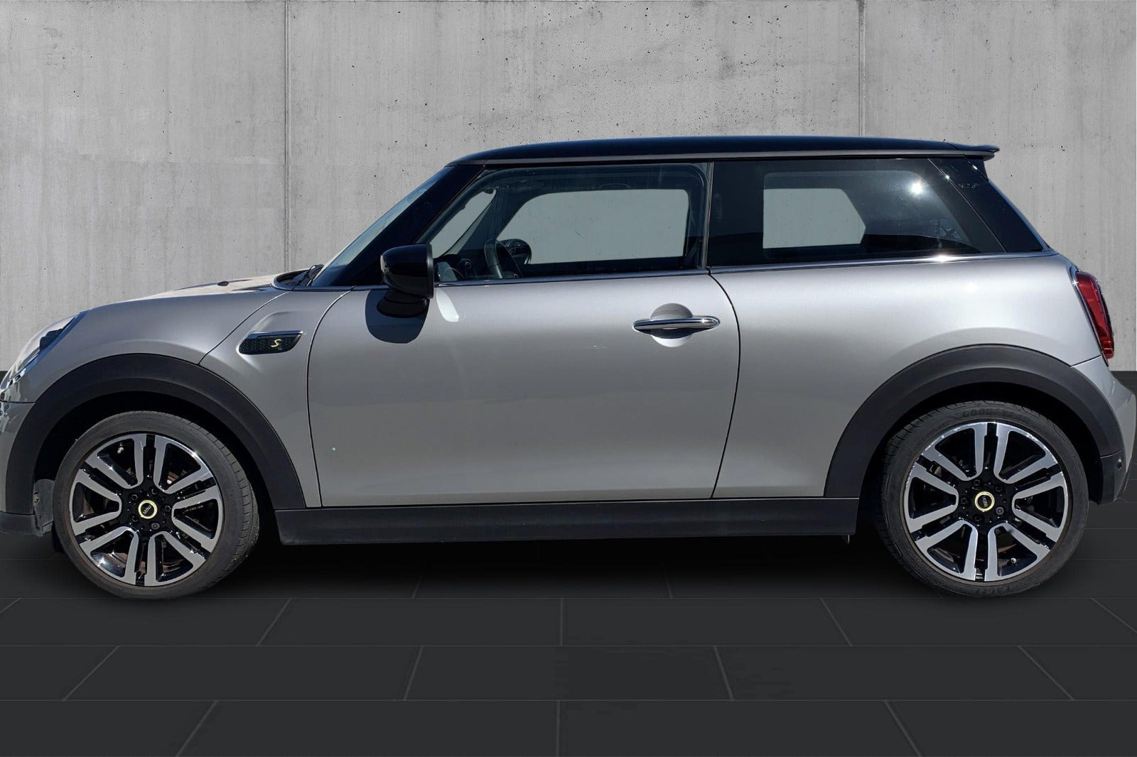 undefined Mini Cooper SE fra 2023