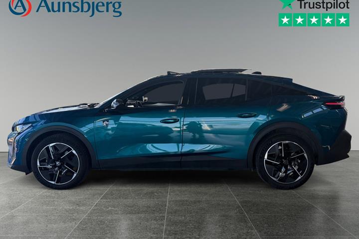 Blå Peugeot e-408 fra 2026