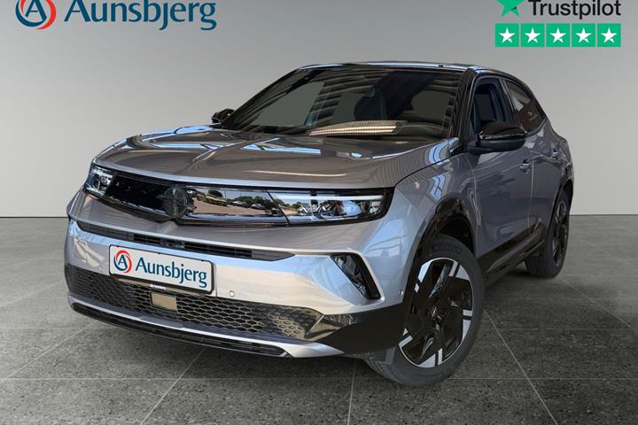 Grå Opel Mokka-e fra 2025