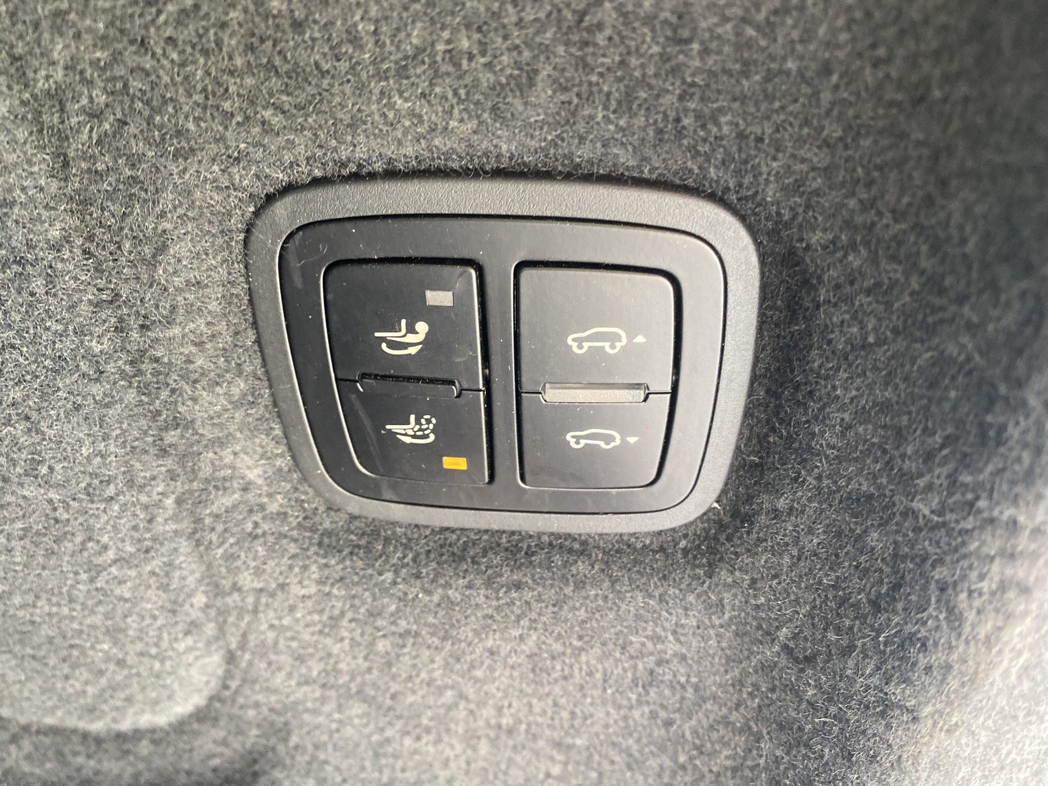 Grå Porsche Cayenne Turbo fra 2015