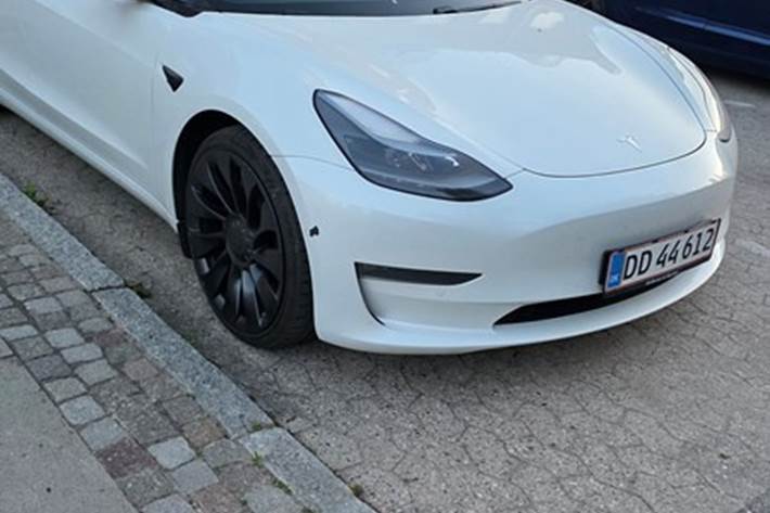 undefined Tesla Model 3 fra 2021