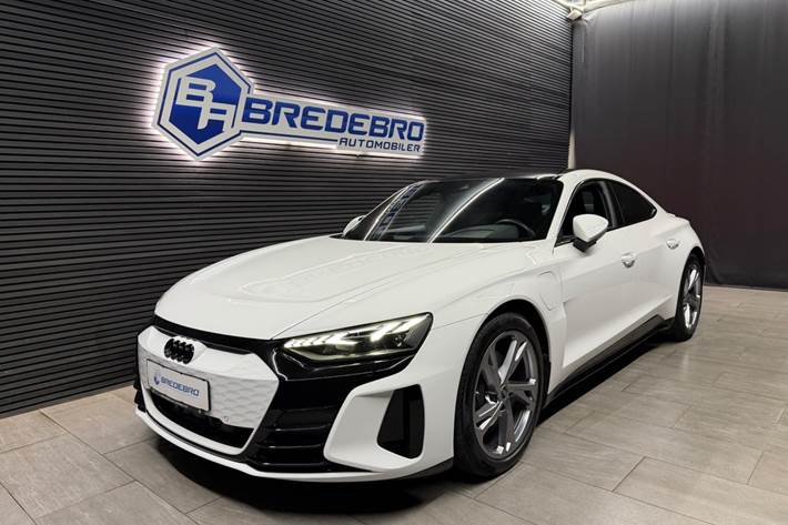 Hvid Audi e-tron GT fra 2024