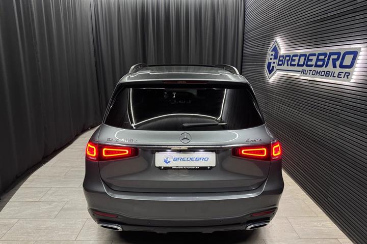 Grå Mercedes GLS400 d fra 2019