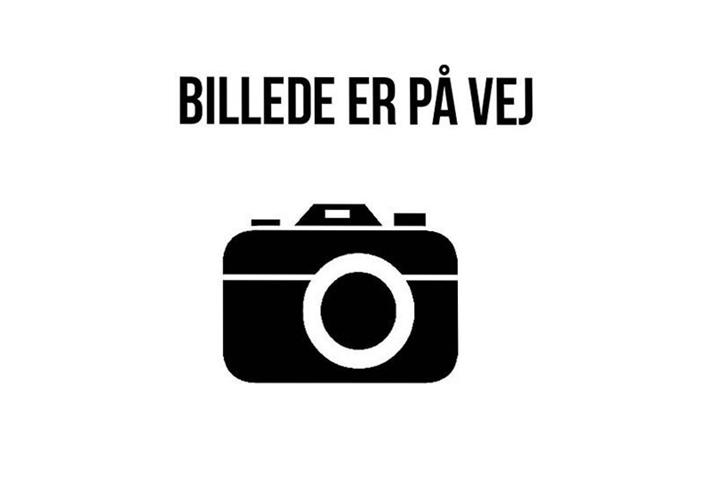 Sølv Mercedes Sprinter 319 fra 2017