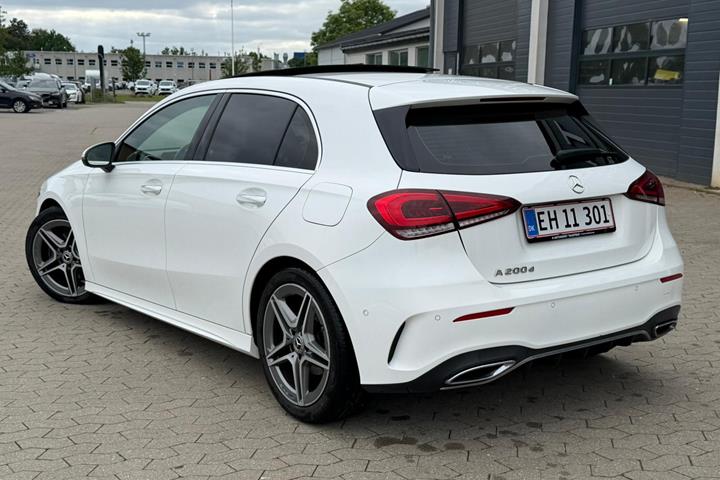 Hvid Mercedes A-Klasse fra 2020