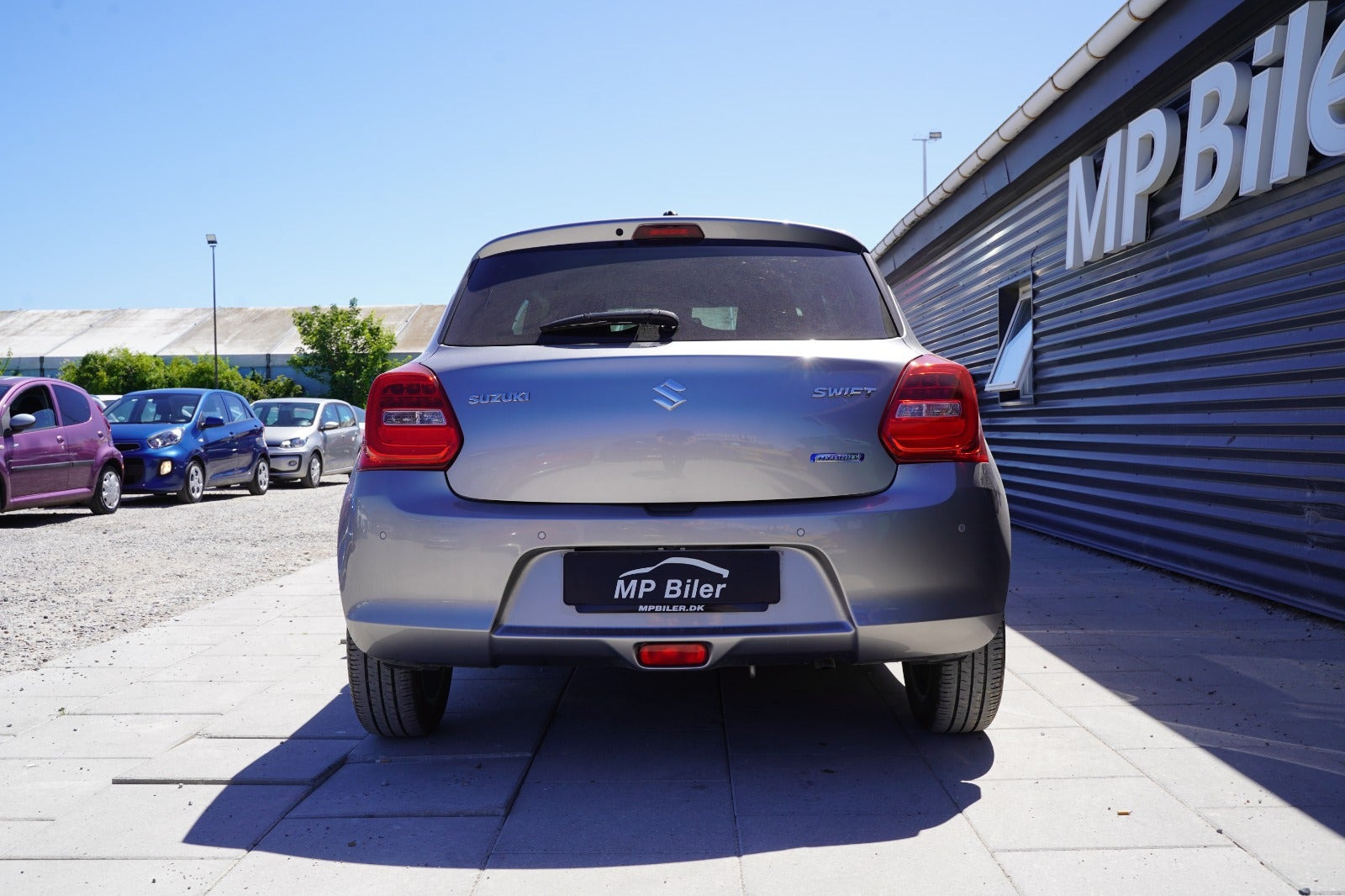 Grå Suzuki Swift fra 2022