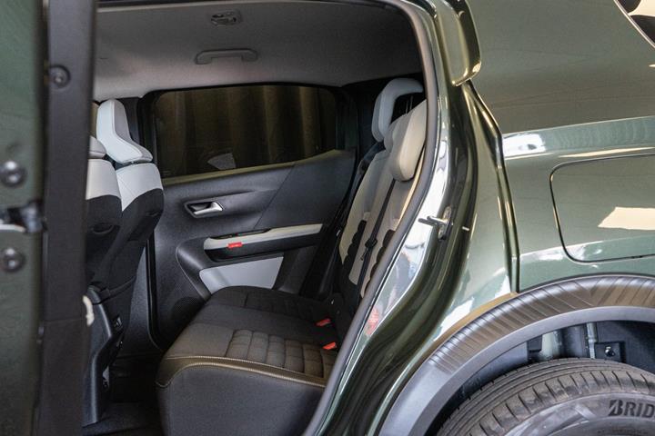 Grøn Citroën e-C3 Aircross fra 2025
