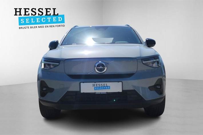 Grå Volvo EX40 fra 2025