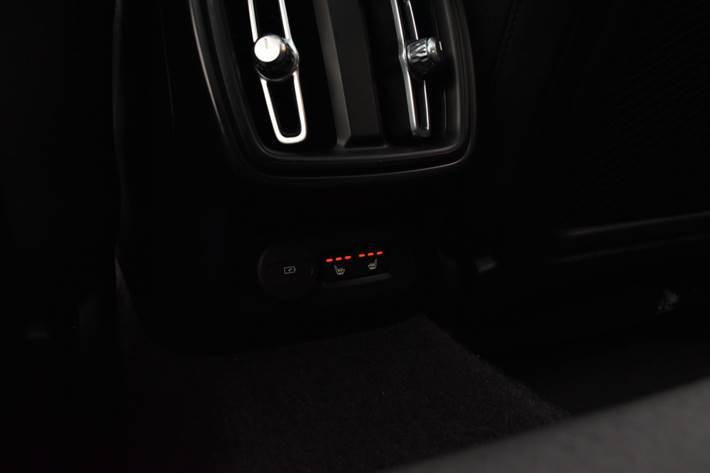 Hvid Polestar 2 fra 2022
