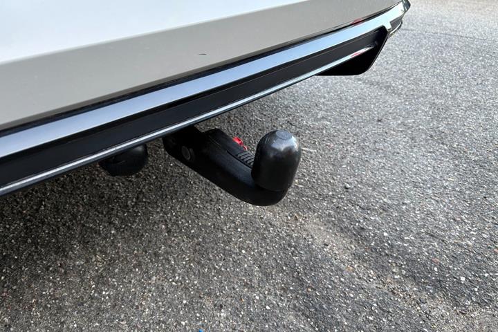 Beige Audi e-tron fra 2021