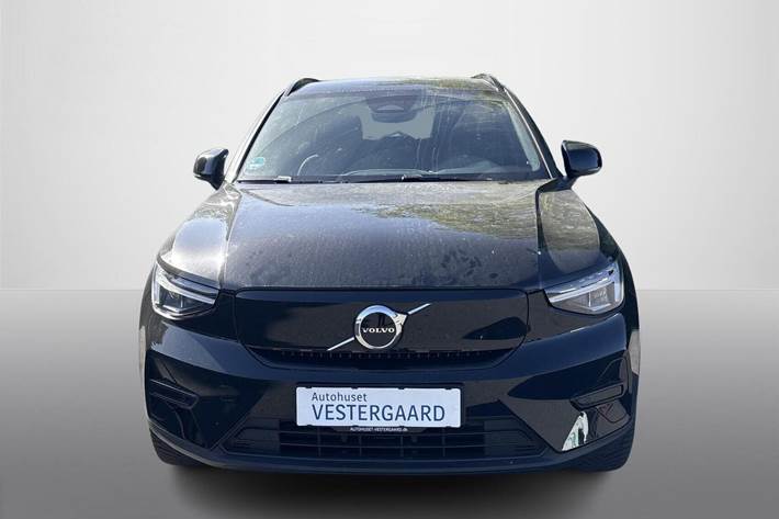 Sort Volvo XC40 fra 2023