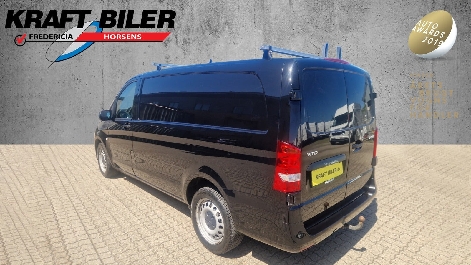Sort Mercedes Vito 114 fra 2022