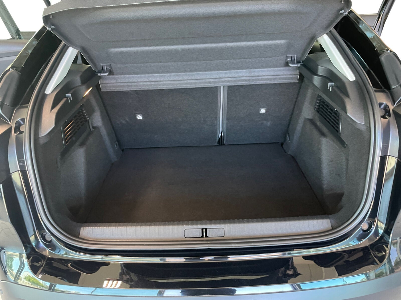 Sort Citroën ë-C4 fra 2024