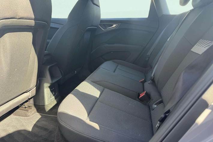 undefined Audi Q4 e-tron fra 2025
