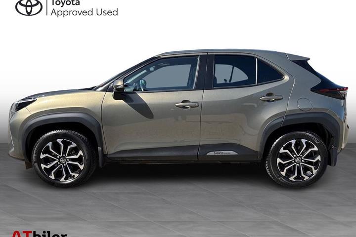 Bronze Toyota Yaris Cross fra 2023