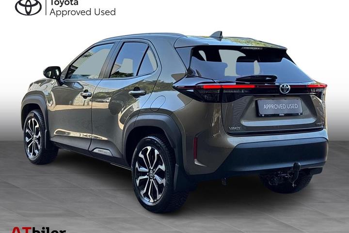 Bronze Toyota Yaris Cross fra 2023