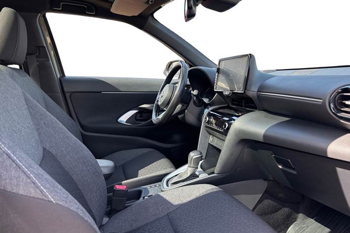 Bronze Toyota Yaris Cross fra 2023