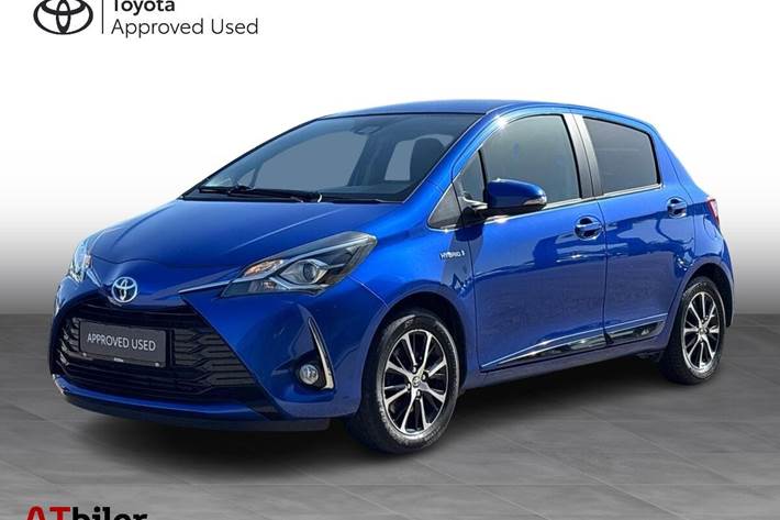 Blå Toyota Yaris fra 2018 set udefra