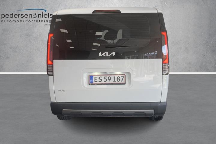 Hvid Kia PV5 fra 2026