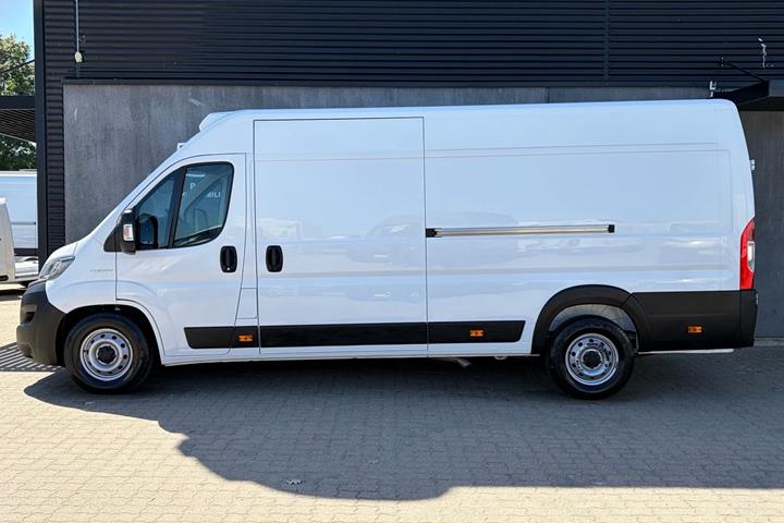 Hvid Fiat Ducato fra 2022
