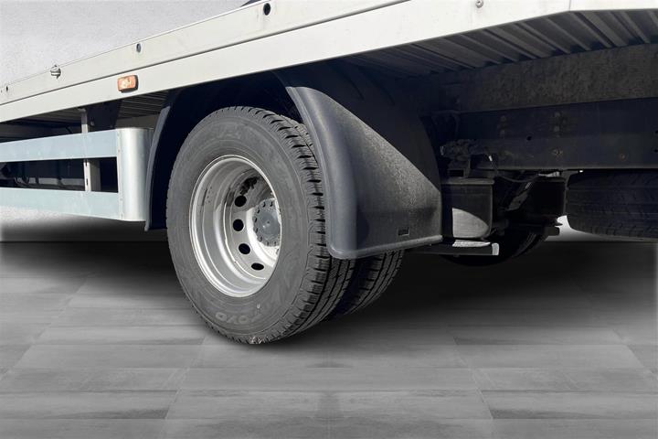 Hvid Iveco Daily fra 2023