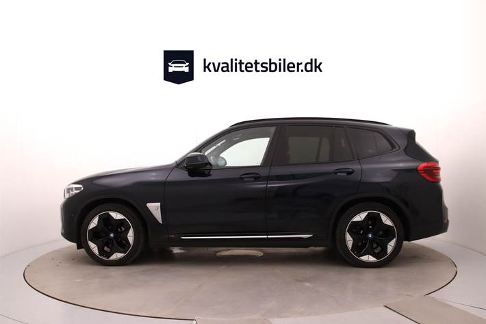 Sort BMW iX3 fra 2021