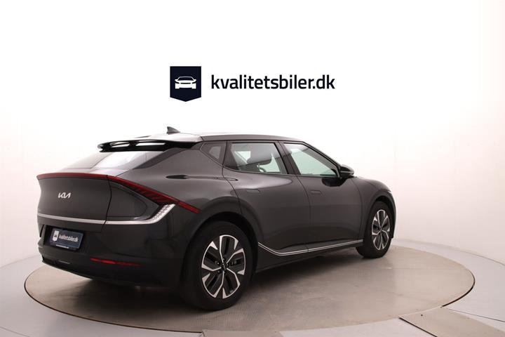 Grå Kia EV6 fra 2023