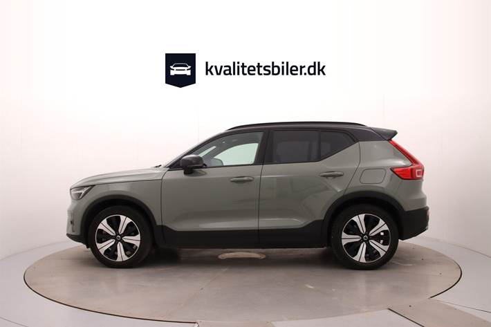 Grøn Volvo XC40 fra 2023