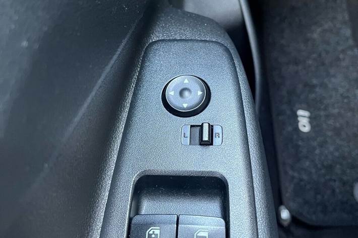 Hvid Hyundai i10 fra 2020