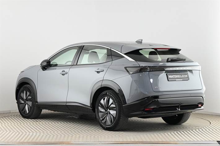 Grå Nissan Ariya fra 2024