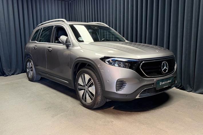 Grå Mercedes EQB 250 fra 2023
