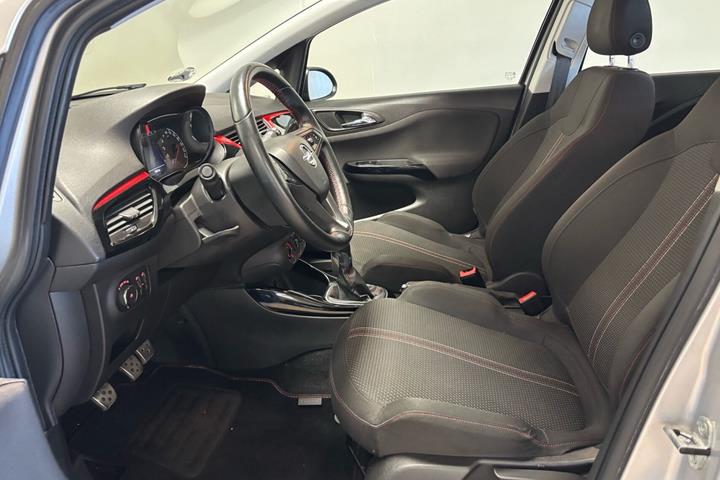 Grå Opel Corsa fra 2016