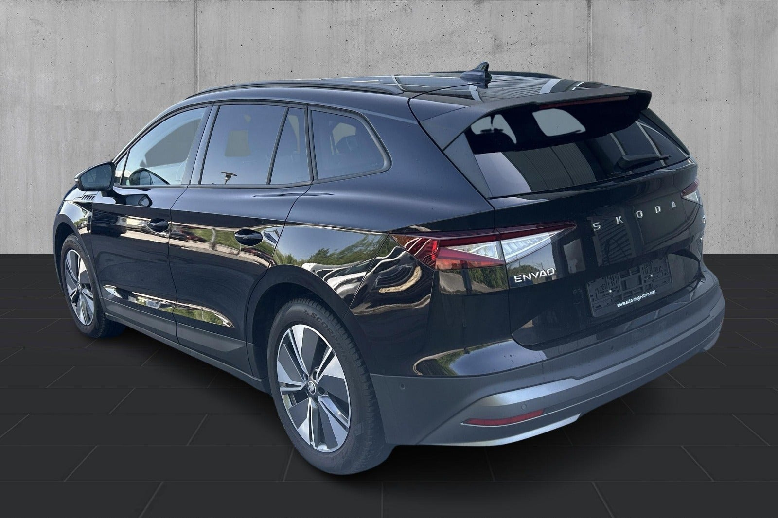 Sort Skoda Enyaq fra 2022