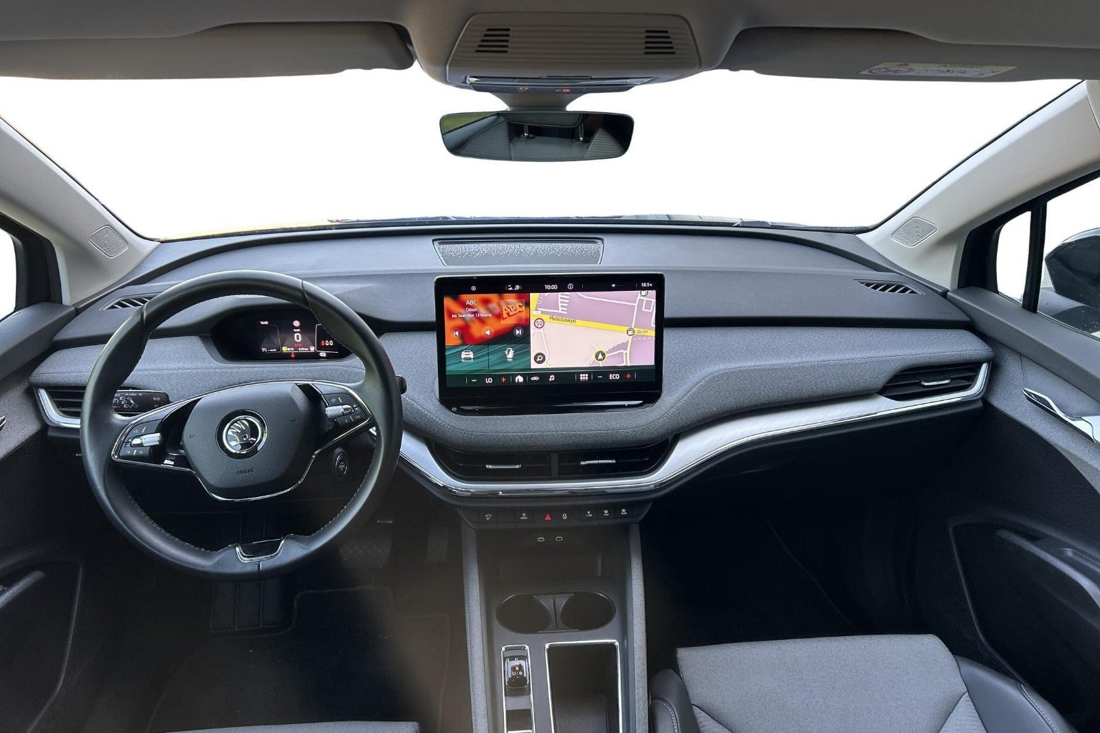 Sort Skoda Enyaq fra 2022