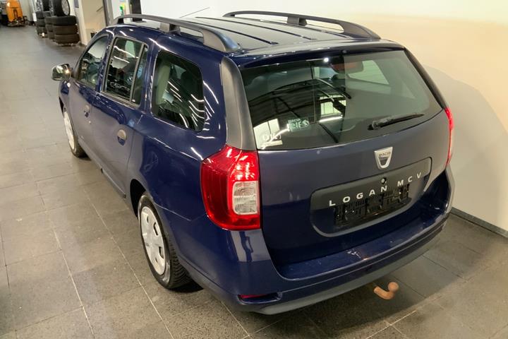 Blå Dacia Logan fra 2014