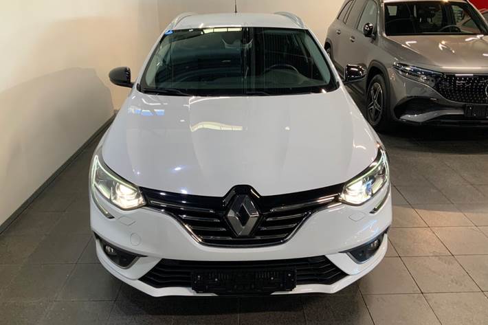 Hvid Renault Megane IV fra 2019